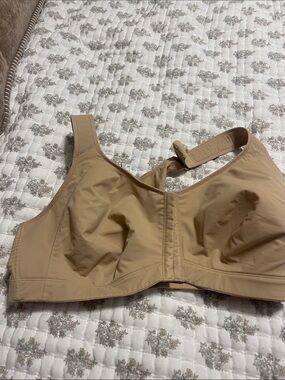 HSIA Seamless Nude Sports Bra - Light Beige Support
